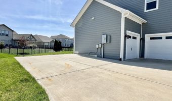 4205 Hunt Club Pkwy, Bargersville, IN 46106
