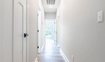741 8th St NE, Arab, AL 35016