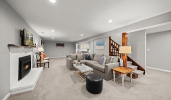 8436 BURNING TREE Rd, Bethesda, MD 20817