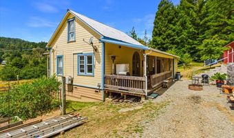 10730 W End Rd, Arcata, CA 95521
