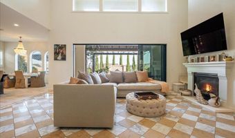 2543 Glasgow Dr, Carlsbad, CA 92010