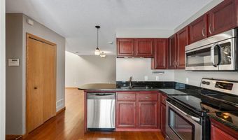 14757 Excelsior Ln 105, Apple Valley, MN 55124