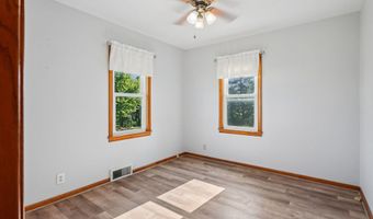 28481 Grand Ave, Aplington, IA 50604