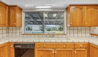 684 Alpine Ave, Angels Camp, CA 95222