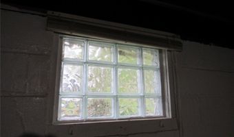 2042 W Prospect Rd, Ashtabula, OH 44004