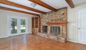 612 E Glendale St, Aurora, MO 65605
