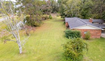 537 City Cir, Baxley, GA 31513