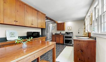 27 William St, Newport, RI 02840