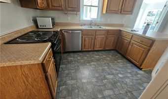 704 Midmar St, Aberdeen, NC 28315