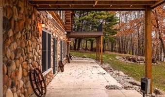 3005 W Lake Jessie Dr SE, Alexandria, MN 56308