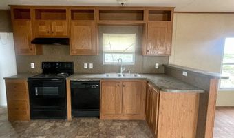 938 N Lake Rd, Artesia, NM 88210