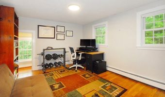 67 Seminole Rd, Acton, MA 01720