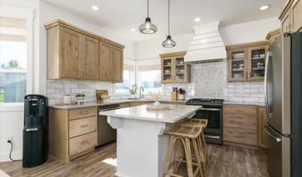 5272 Canterbury St, Chubbuck, ID 83202