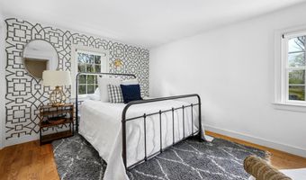 79 Sturgis Ln, Barnstable, MA 02630