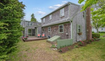 7 George St, Barnstable, MA 02630