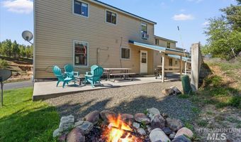 502 Lake Cascade Pkwy 6, Cascade, ID 83611