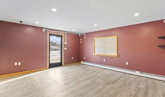 823 Washington St N, Auburn, ME 04210