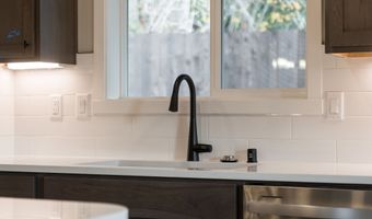 2925 NW 6TH Ave, Battle Ground, WA 98604