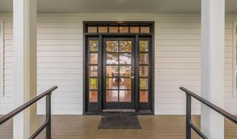 15109 2ND St, Aurora, OR 97002