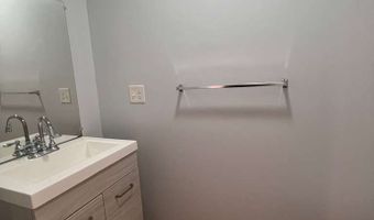 793 Pond St, Bridgeport, CT 06606