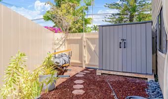 90 Auhana Rd 201, Kihei, HI 96753