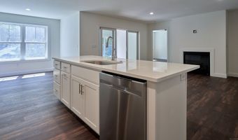 16 Jordan Ln, Colchester, CT 06415