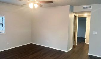 428 SE G St 1, Bentonville, AR 72712