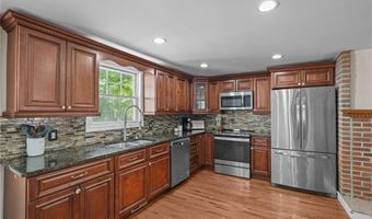1345 Tarkiln Rd, Burrillville, RI 02830