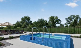 1895 S Shore Cv, Antioch, IL 60002