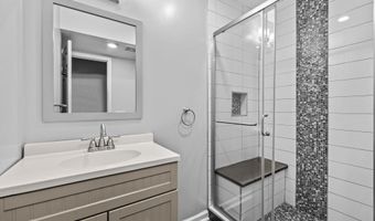 2604 1ST St S, Arlington, VA 22204