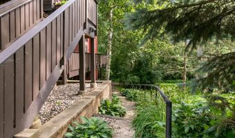 4465 Crescent Rd, Fitchburg, WI 53711