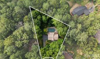 16 Canterbury Dr, Arden, NC 28704