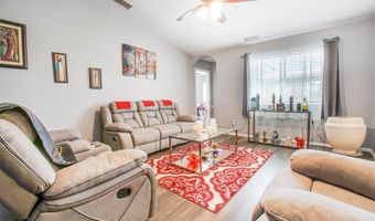 17993 Mondamon Rd, Apple Valley, CA 92307