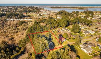 498 KLAMATH Ave SE, Bandon, OR 97411
