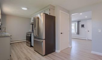 47 Planet Ave, East Providence, RI 02915