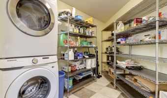 9501 Birch Rd, Anchorage, AK 99507