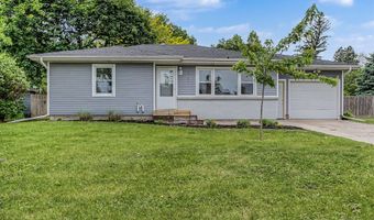 307 Dotson Dr, Ames, IA 50014