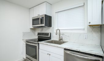 705 GOUCHER St, Amity, OR 97101