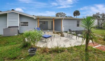 55119 5TH St, Astor, FL 32102