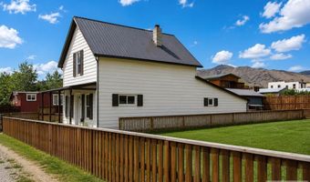 120 N 5th Ave, Challis, ID 83226