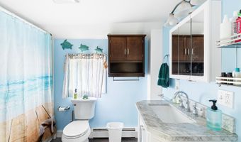 201 North St, Bath, ME 04530
