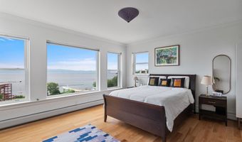 33 North Ave 12, Burlington, VT 05401