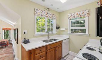 48 Patterson St, Augusta, ME 04330