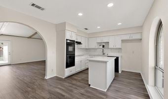 812 Lake Highlands Dr, Allen, TX 75002
