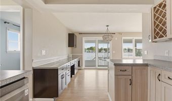 507 County Rd, Barrington, RI 02806