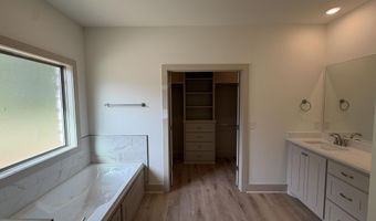220 New Haven Ln, Brandon, MS 39042