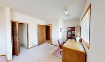 244 Clark St W, Albert Lea, MN 56007