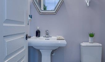 332 Hawthorne Ln, Barnegat, NJ 08005