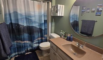 1905 Country Meadows Pl, Beatrice, NE 68310