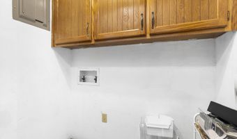 1006 Baretta Ct, Aurora, MO 65605